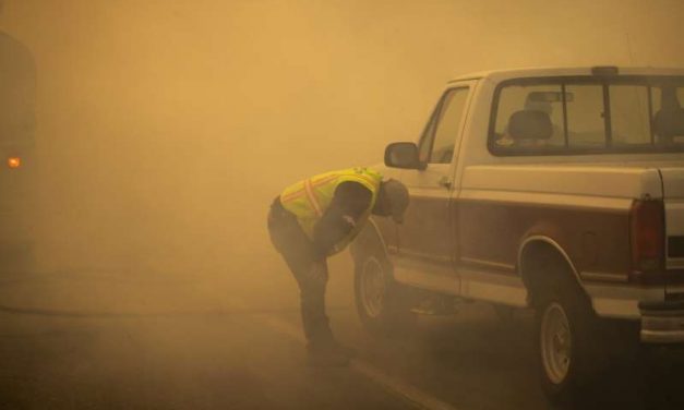 Los incendios forestales al sur de California generan el aire más insalubre del país
