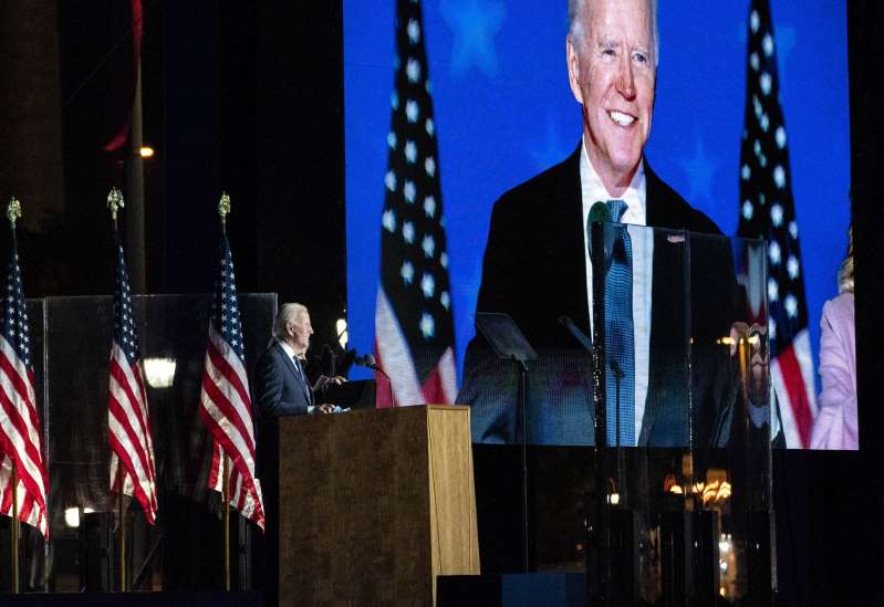 La campaña de Biden acusa a Trump de intentar “invalidar” votos en EE.UU.