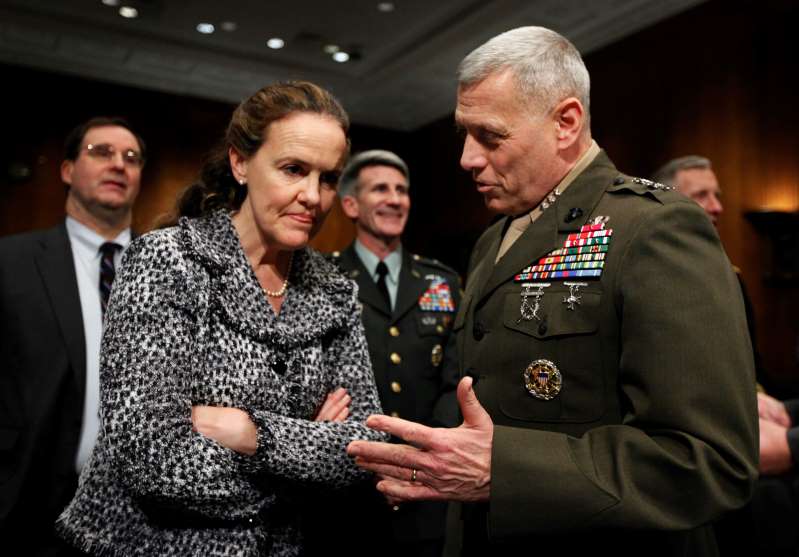 Joe Biden designaría a la primer mujer como secretaria de Defensa