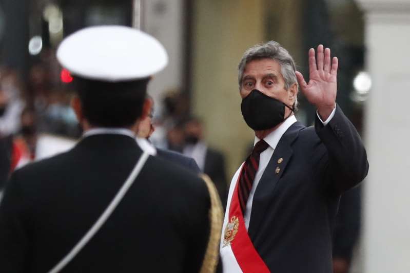 El presidente de Perú se reunió con los familiares de las víctimas de la represión policial