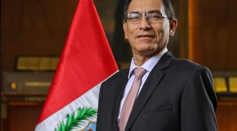 Destituyen a Martín Vizcarra Presidente de Perú