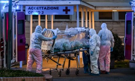 Italia detecta un contagio con la variedad de coronavirus salida del Reino Unido