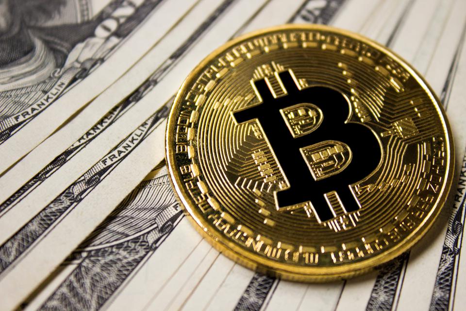 El precio de #Bitcoin se consolidó antes de continuar la tendencia alcista en 2021