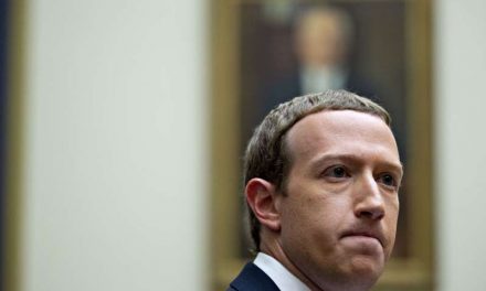 Ruptura de Facebook demolería el imperio digital de Zuckerberg