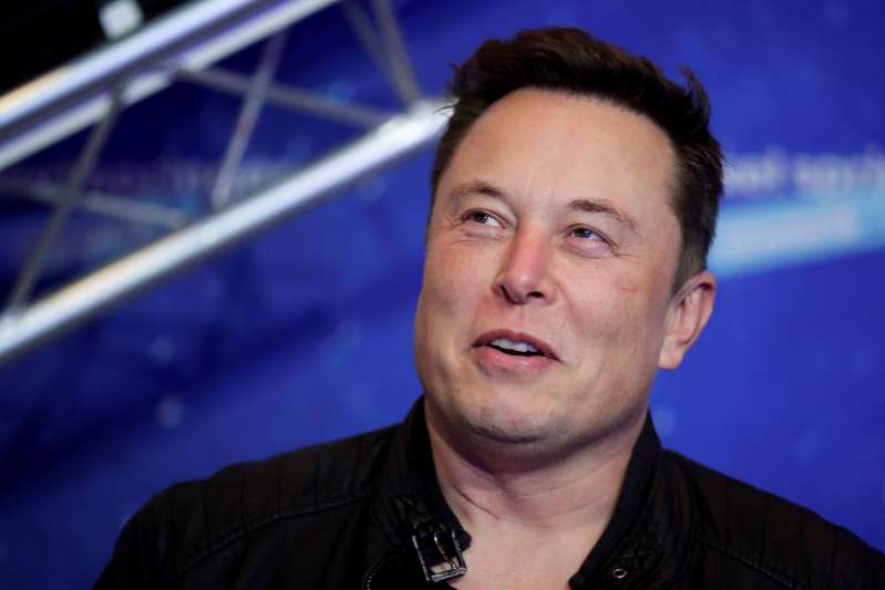Musk: Director de Apple no aceptó junta para compra de Tesla