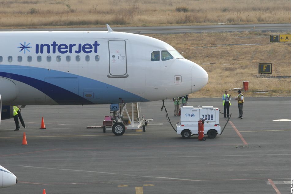 La línea aérea mexicana ‘Interjet’ sin dinero para pagar combustible. Está reventada y cancela otra vez sus vuelos