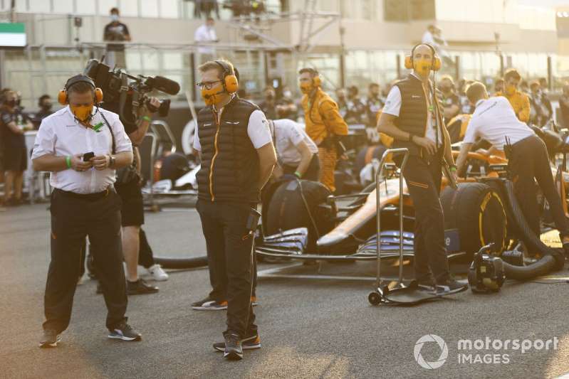 McLaren dice avanzar en tiempo a la adaptación del motor Mercedes