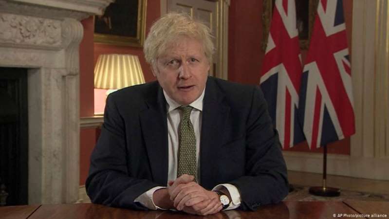 Todo mal. Boris Johnson decreta nuevo confinamiento total en Inglaterra. Otros países peor.