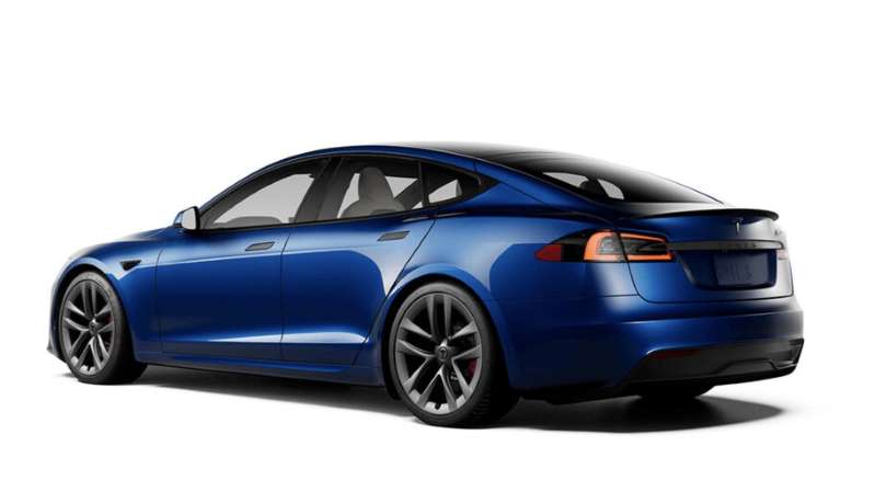 Tesla Model S y Model X Plaid 2022: más futuristas que nunca, el volante lo dice todo