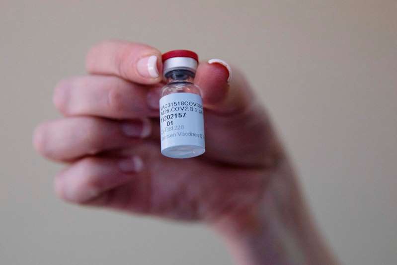 FDA confirma efectividad de la vacuna de Johnson & Johnson contra el coronavirus