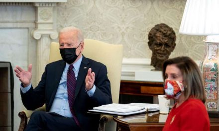 Biden se reúne con líderes demócratas en la Casa Blanca y urge aprobación de nuevo paquete de estímulo