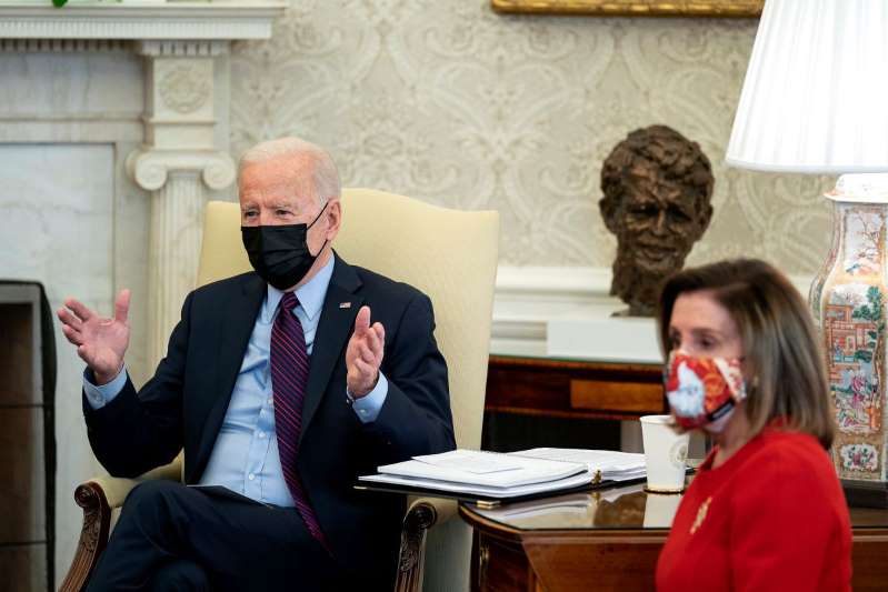 Biden se reúne con líderes demócratas en la Casa Blanca y urge aprobación de nuevo paquete de estímulo