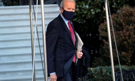 Joe Biden sobre paquete de estímulo: “No voy a reducir el tamaño de los cheques. Van a ser de $1,400, punto”