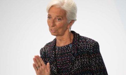 Lagarde confía en la recuperación económica en 2021