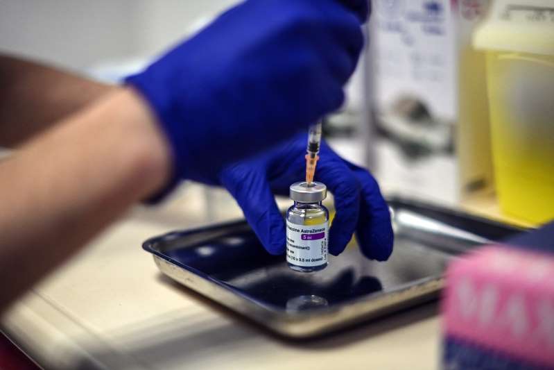La vacunación en España incorpora las primeras 200.000 dosis de AstraZeneca