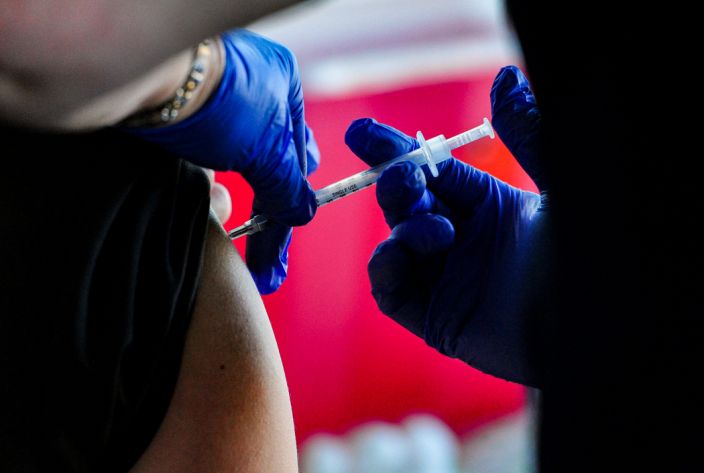 En Estados Unidos, más del 10% de la población ya se encuentra vacunada contra el covid-19