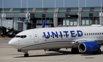 Aerolíneas Estados Unidos ven señales de recuperación, United espera acabar quema de capital en marzo