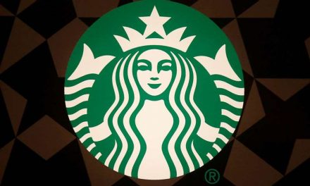 Starbucks lanzará nuevos menús en letra grande y braille este verano