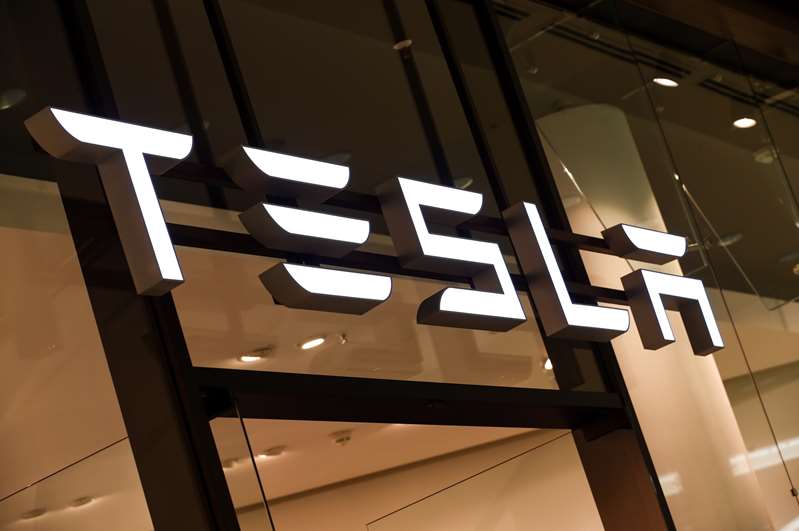 China limita el uso de los vehículos de Tesla por razones de seguridad