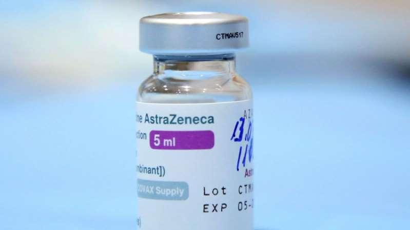¿Qué ha dicho Astrazeneca sobre los posibles efectos secundarios de la vacuna?