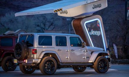 Jeep crea una red de estaciones de carga en pistas todoterreno para sus vehículos eléctricos