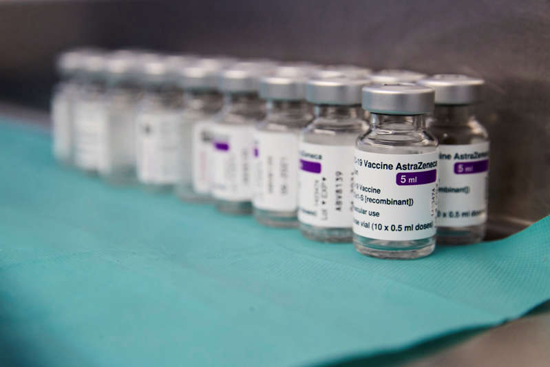 Perú recibirá este domingo 260.000 dosis de la vacuna de AstraZeneca