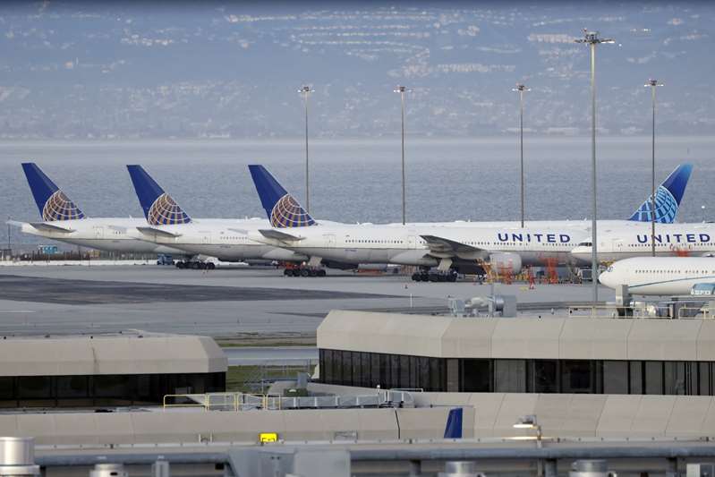 United Airlines observa una mayor demanda y busca recaudar 10.750 millones
