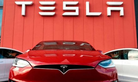 Tesla rompe récord de ganancias pese a retraso del nuevo Model S y Model X