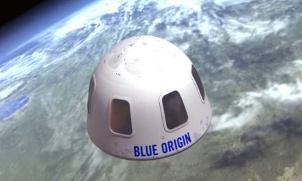 Subastan viaje al espacio en 28 millones de dólares