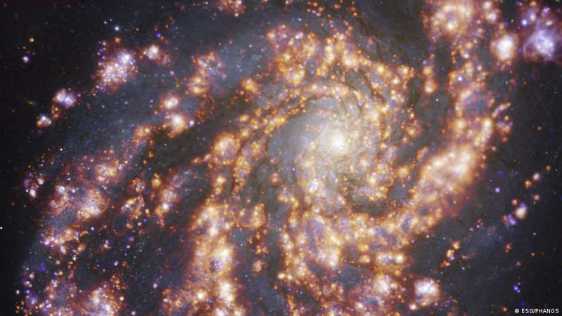 Captan imágenes de galaxias cercanas que ayudarán a entender la formación de las estrellas