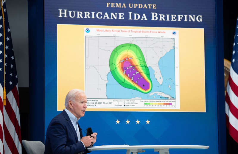 Alerta en Estados Unidos por huracán Ida de categoría 4 que toca tierra este domingo