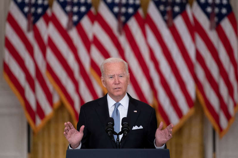 Biden asegura que el ejército de EE.UU. seguirá en Afganistán hasta que todos los estadounidenses hayan salido