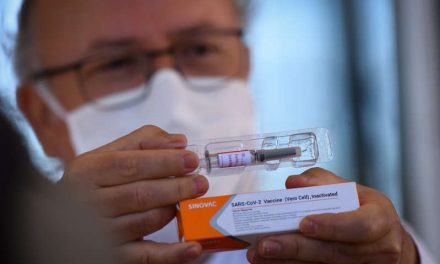 Estados Unidos aceptará la entrada de viajeros con una mezcla de tipos de vacunas anticovid