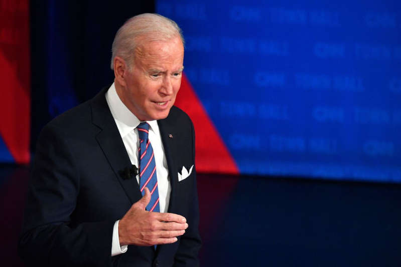 Biden admite está evaluando desplegar a la Guardia Nacional por la crisis en la cadena de suministro