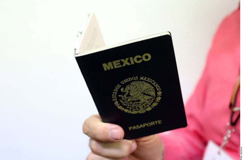 Tráfico de citas en algunos consulados deja sin documentos a mexicanos