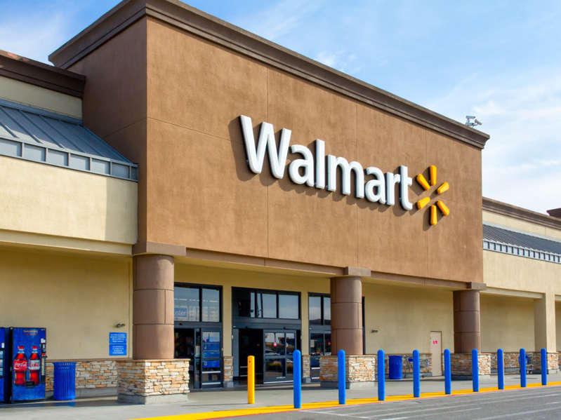 Dos muertes relacionadas con bacterias mortales en spray de Walmart