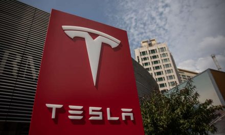 Tesla planea lanzar su buque insignia, el Model S Plaid, en China en 2022