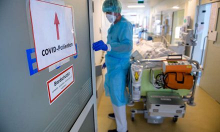 Peor que Delta, nueva variante Covid-19 podría esquivar las vacunas, según expertos