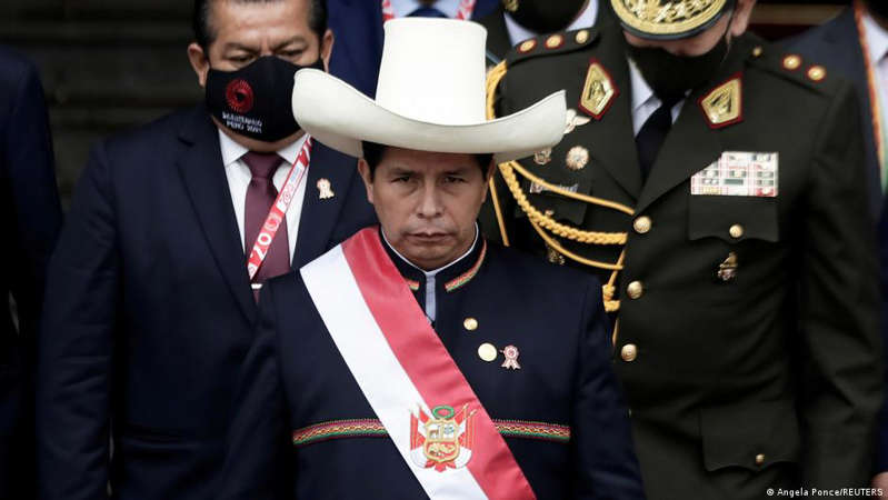 Fiscalía de Perú interviene sede de Gobierno por denuncia de corrupción