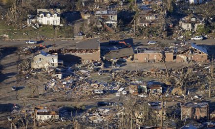 Tornados en Kentucky podrían dejar hasta 100 muertos