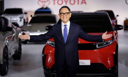 Toyota aumentará su línea de vehículos eléctricos para 2030