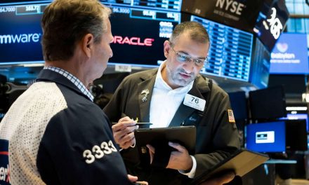 Wall Street cierra mixto, con avance del 0,26 % en Dow Jones pero S&P en rojo
