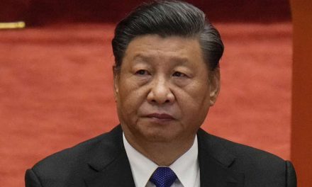 China pide abandonar “mentalidad de Guerra Fría”