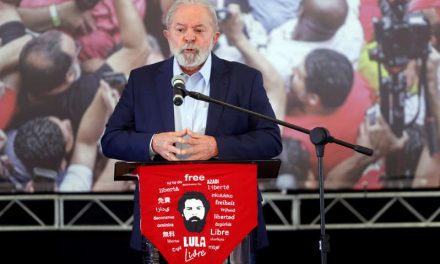 Lula mantiene una cómoda distancia frente a Bolsonaro en una nueva encuesta