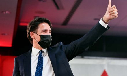 Justin Trudeau se aíslará cinco días tras entrar en contacto con una persona con covid-19