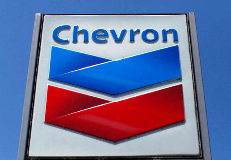 Chevron tropieza al inicio de temporada de resultados de la industria petrolera