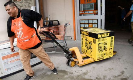 Home Depot planea emplear 100,000 personas en Estados Unidos para primavera