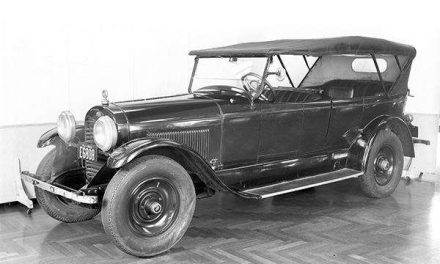 Lincoln cumple 100 años de haberse integrado a Ford