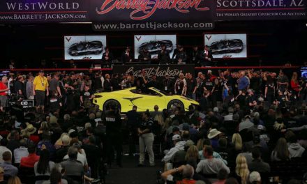 Corvette Z06 2023 70th Anniversary Edition número uno es vendido en 3.6 millones de dólares