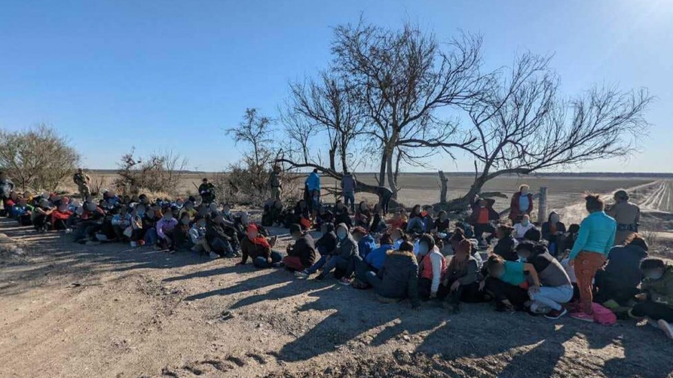 Patrulla Fronteriza halla a 107 migrantes nicaragüenses en sector de Del Río